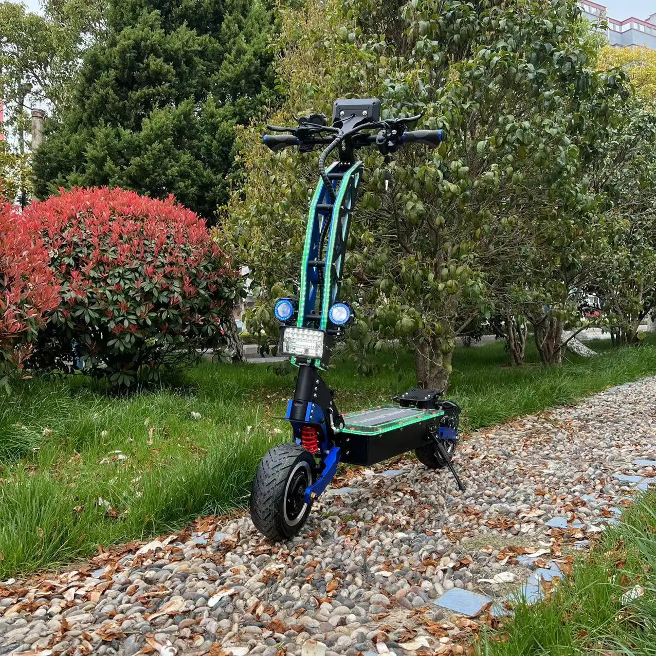 Geofought Good Selling 60v 72V 13 Inch Fat Wheels 8000w Dualtron 90-110kms Dual Motor Off Road Electric Scooters For Adults.