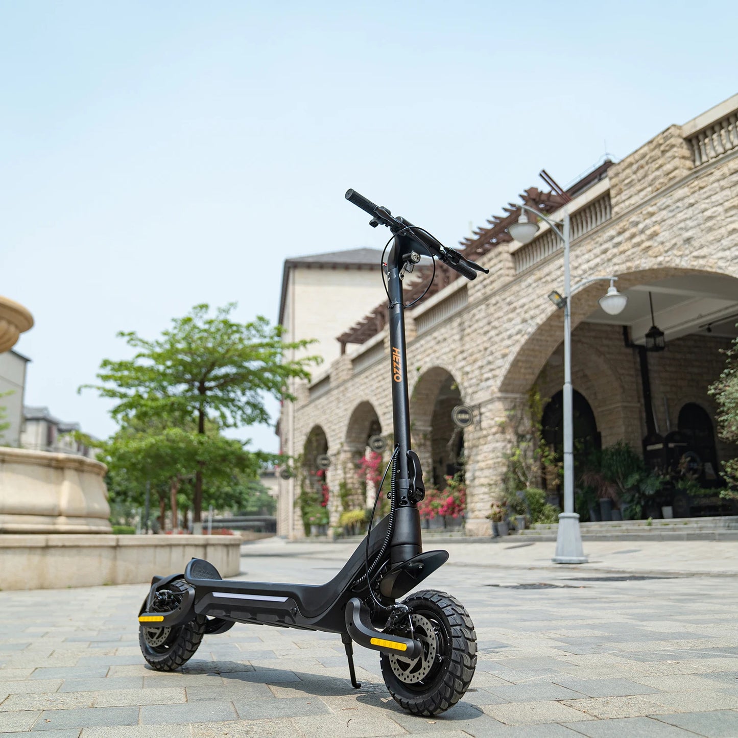 HEZZO Electric Scooter 48V 1600W Powerful Dual Motors 18Ah City Off Road F5 Escooter Oil Brake 28Mph 37 Miles Range US Warehouse.